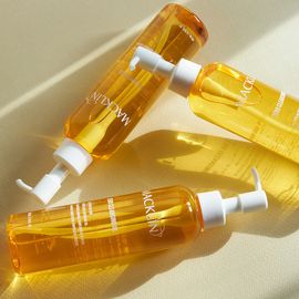 MACKLIN ZERO RESIDUE CLEANSING OIL 200ml – Lightweight Water-Like Oil with Rapeseed & Sunflower Removes Blackheads & Pore Impurities _ Made in KOREA